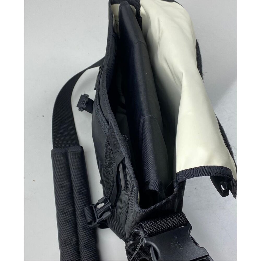 NWT Porsche Timbuk2 Freestyle Messenger Laptop Bag Commuter Crossbody XS Black E - Picture 10 of 13